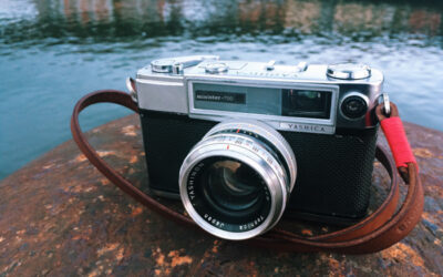 Yashica Minister 700